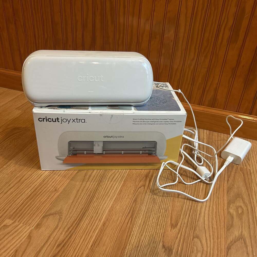 Cricut Joy Xtra Smart Cutting Machine
